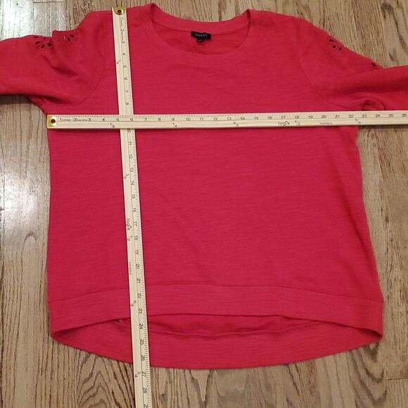 TALBOTS RED EMBROIDERED SLEEVE SWEATSHIRT CREW NECK HIGH LOW HEM COTTON lLARGE - Picture 8 of 8